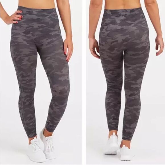 Spanx Look At Me Now Seamless Gray Camo Leggings - Picture 1 of 5